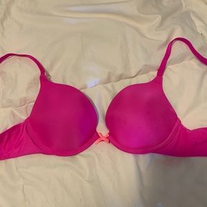 Victoria’s secret bra!!